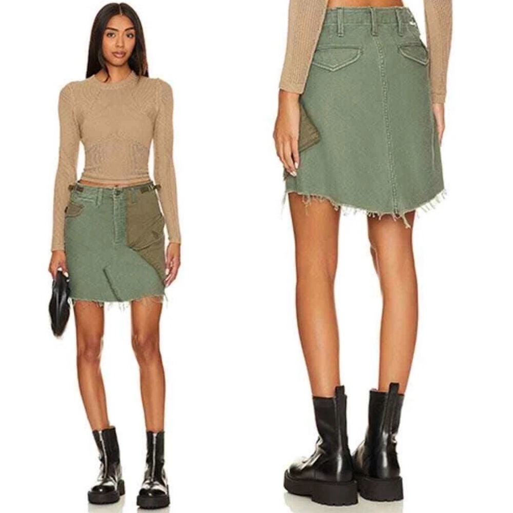 NWT Mother The G.l. Jane Frayed Cargo
On The Double Green Mini Skirt
